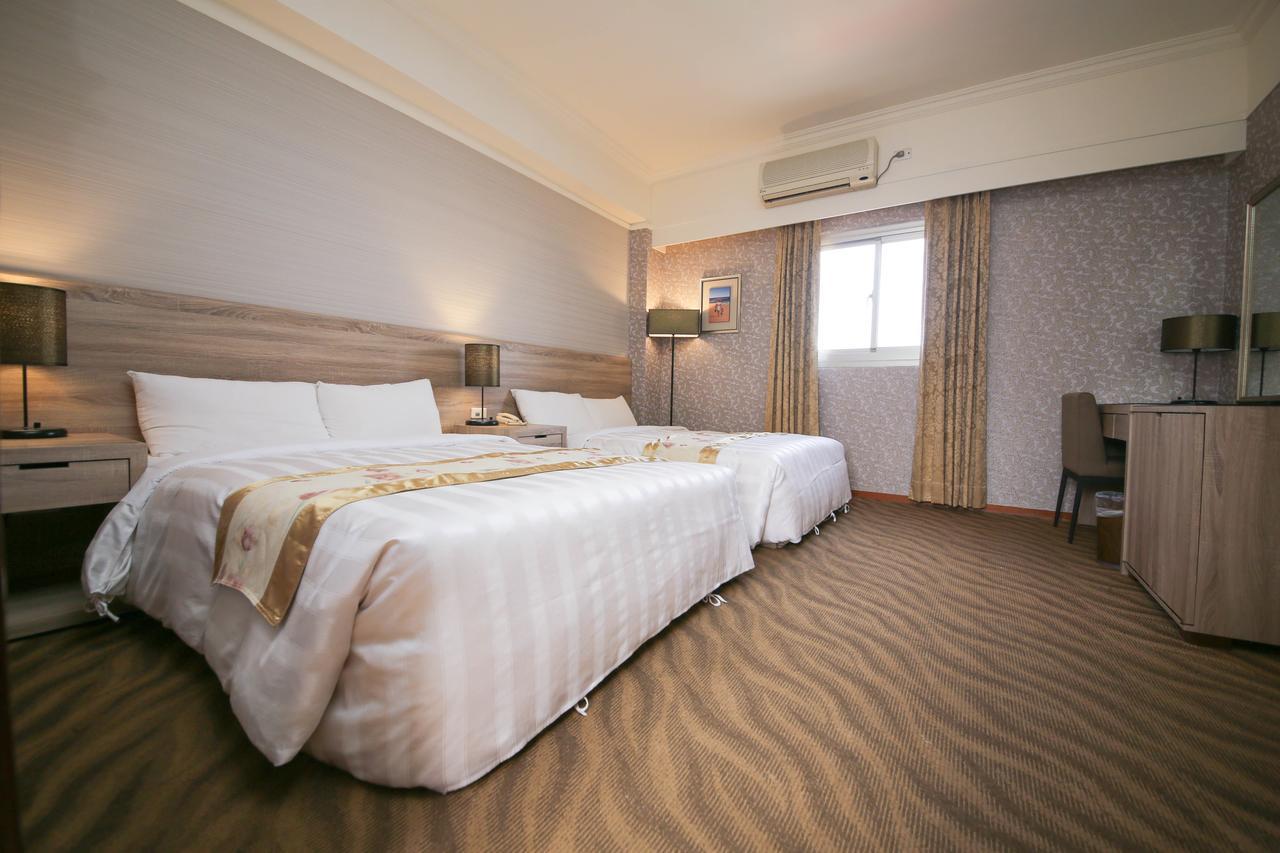 Unique Hotel Hualien Buitenkant foto