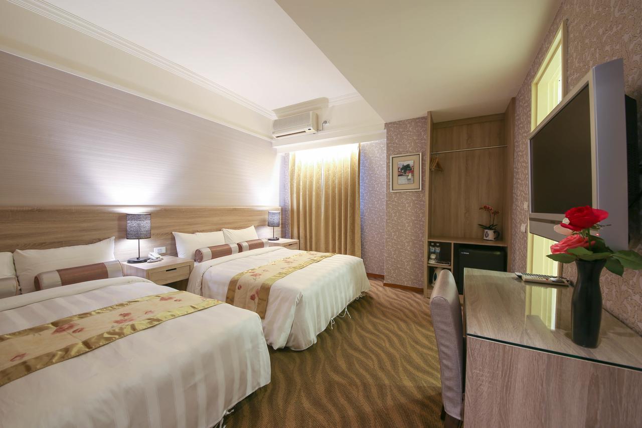 Unique Hotel Hualien Buitenkant foto