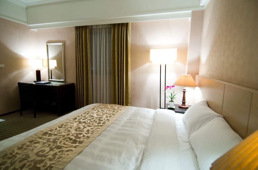 Unique Hotel Hualien Buitenkant foto
