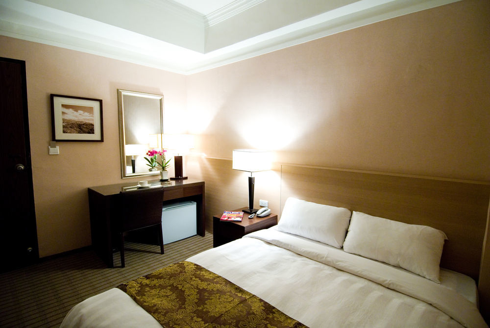 Unique Hotel Hualien Buitenkant foto